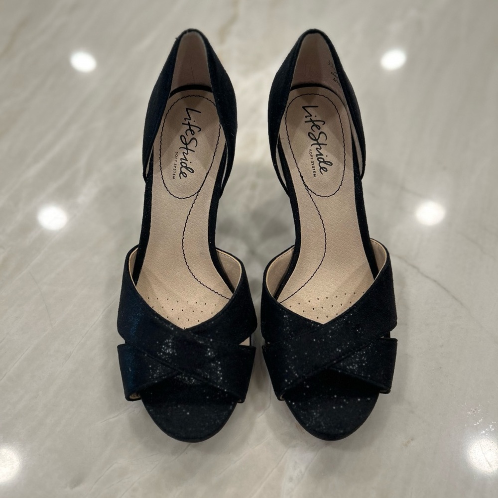 Life Stride Women's Black Heels. Never worn!